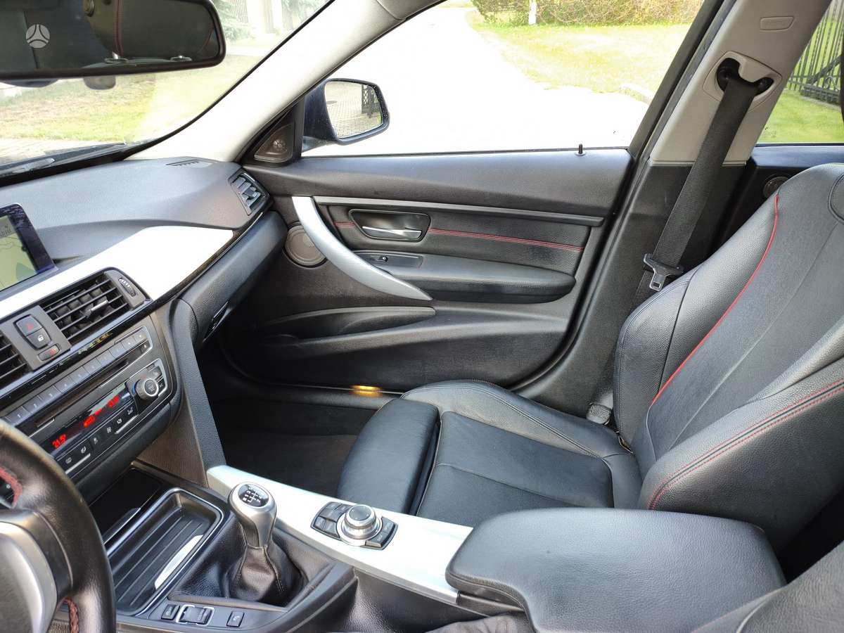 BMW 320, 2.0 l., Седан