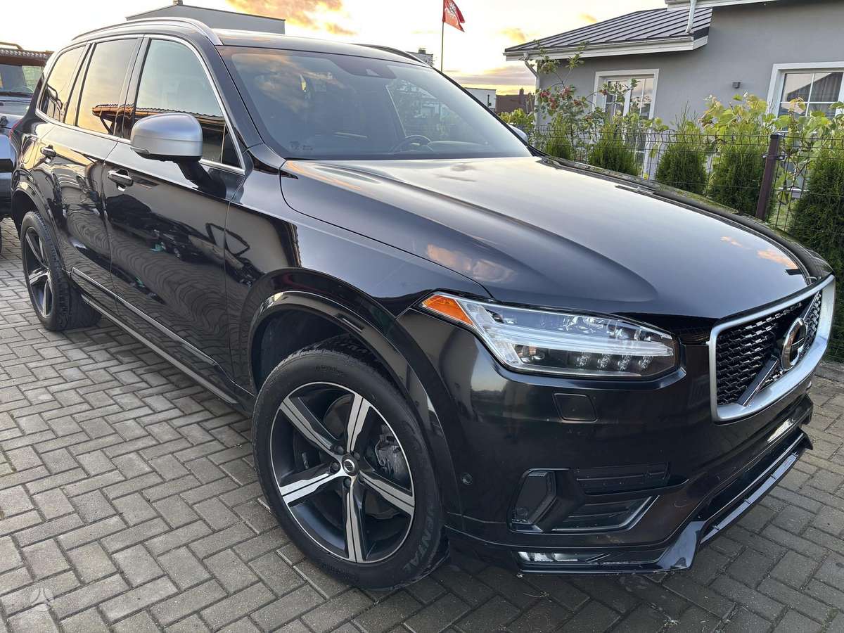 Volvo XC90 - 2
