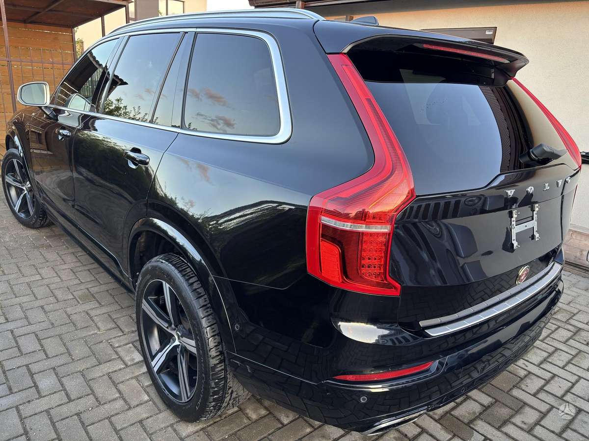 Volvo XC90 - 4
