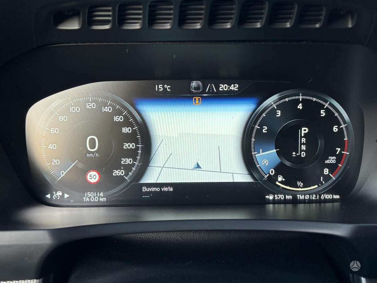 Volvo XC90 - 10