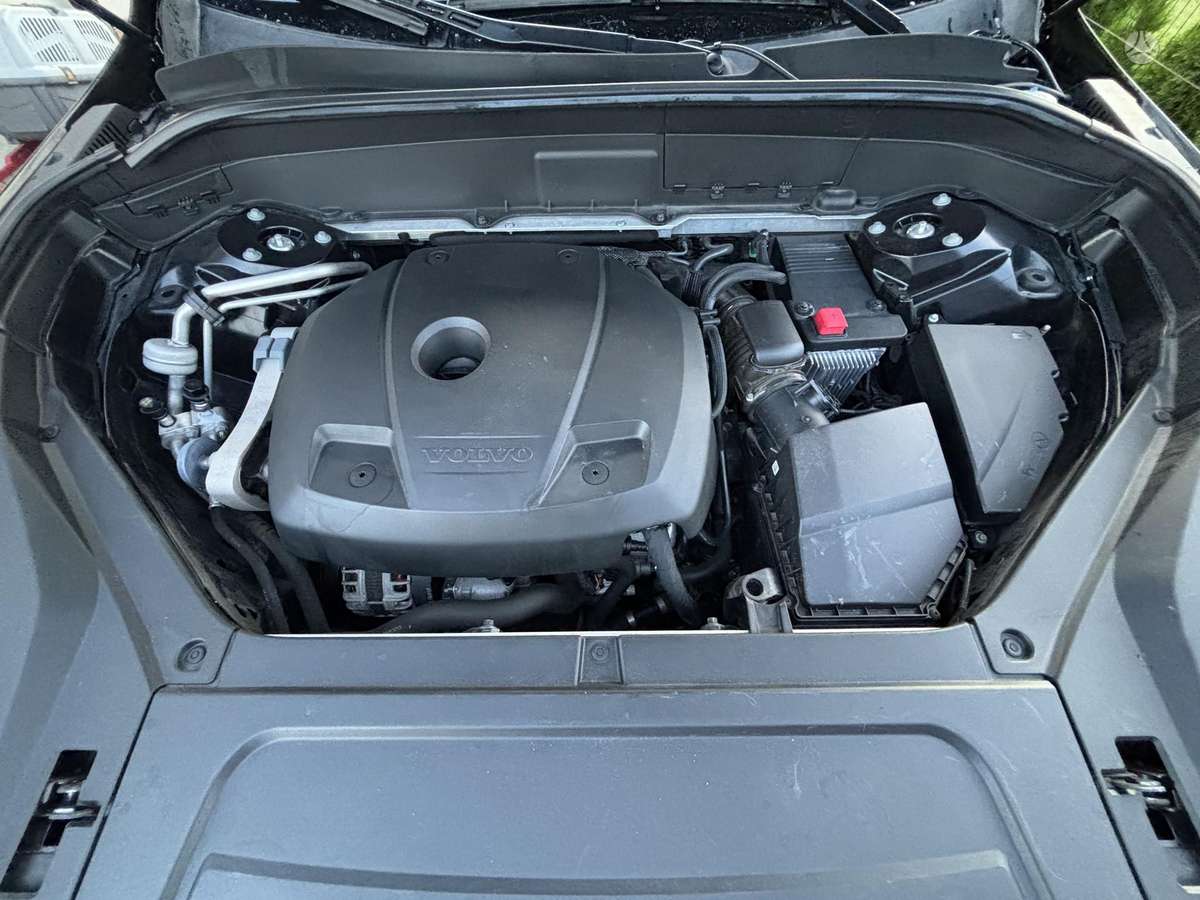 Volvo XC90 - 12