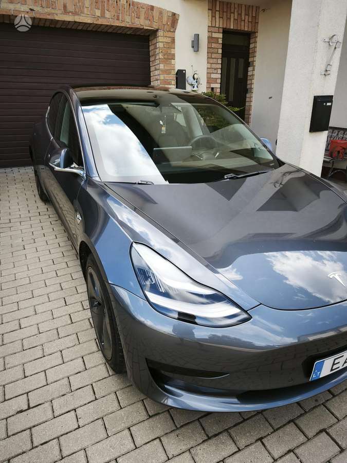 Tesla Model 3, 68 kWh, hečbekas