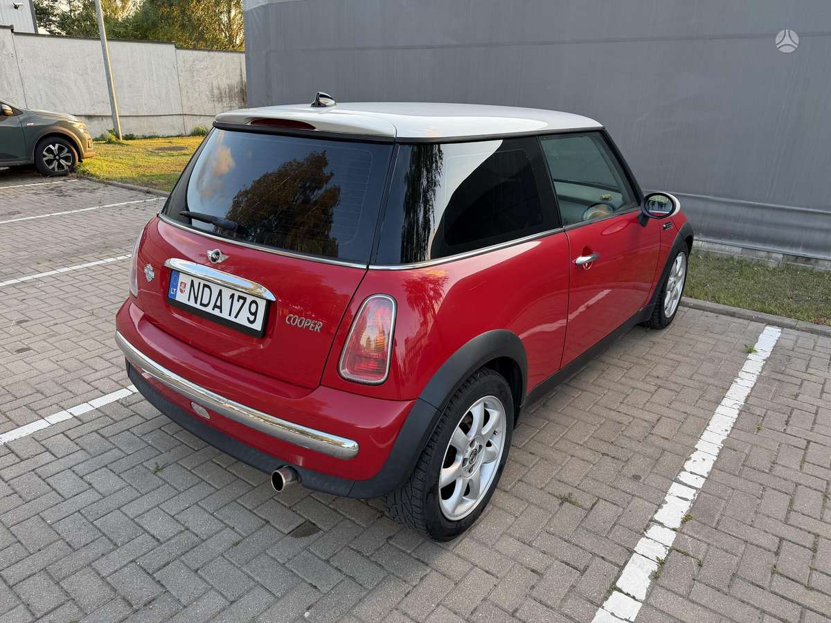 Mini Cooper, 1.6 l., coupe