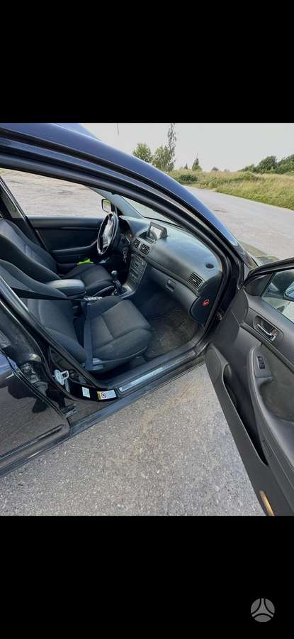 Toyota Avensis, 2.0 l., Универсал