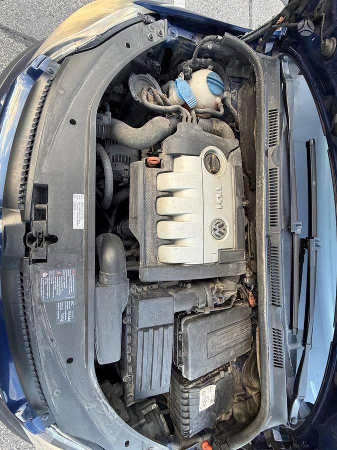 Volkswagen Golf Plus - 12