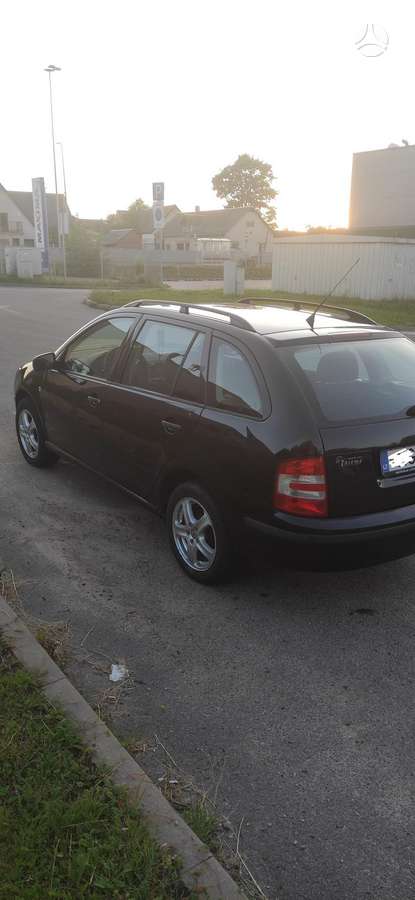 Škoda Fabia - 5