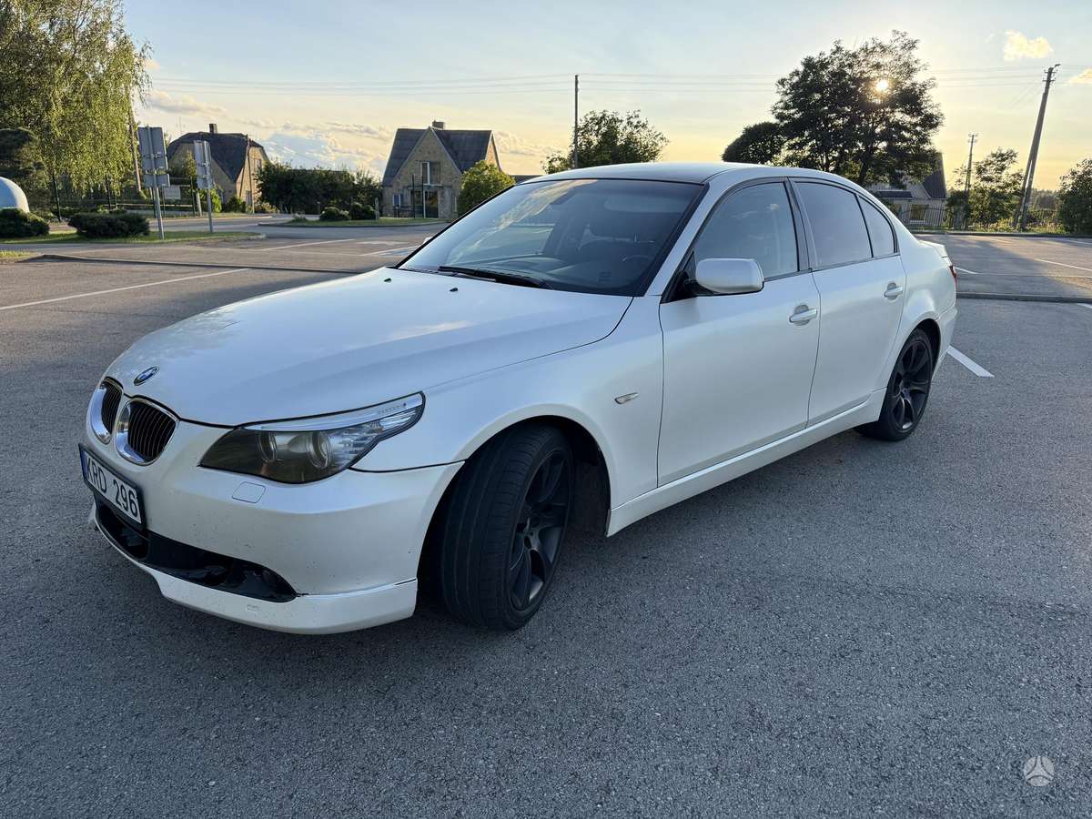 BMW 525, 3.0 l., Седан