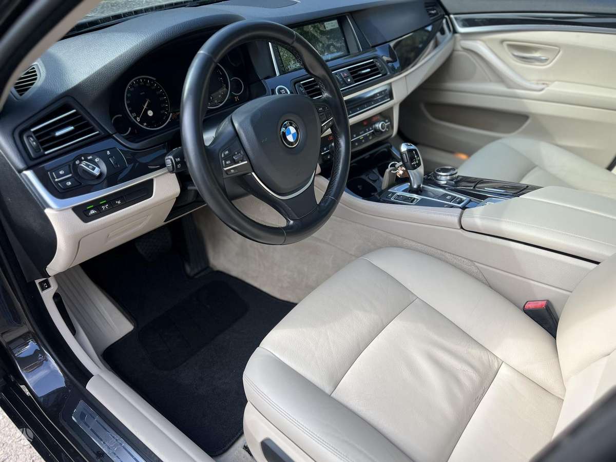 BMW 520, 2.0 l., wagon