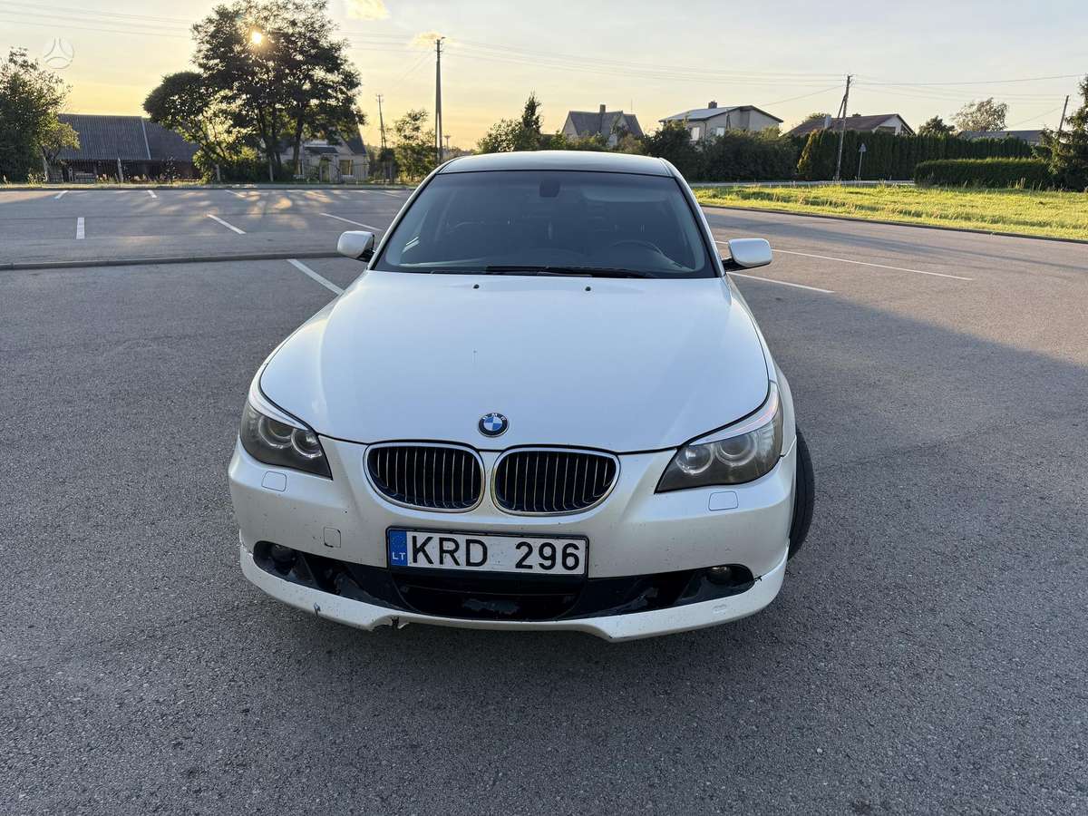 BMW 525, 3.0 l., Седан
