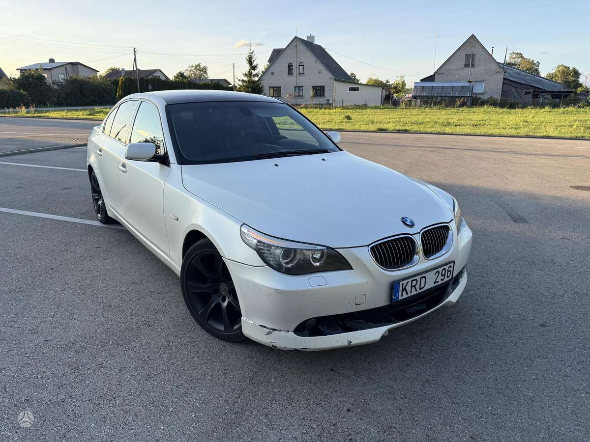 BMW 525, 3.0 l., Седан
