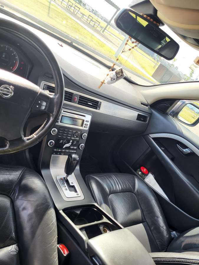 Volvo XC70 - 5