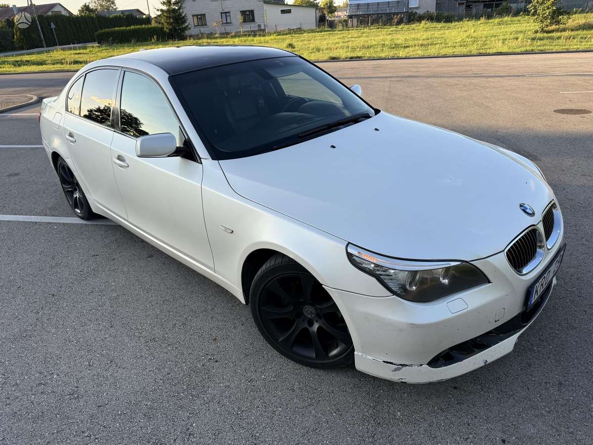 BMW 525, 3.0 l., Седан