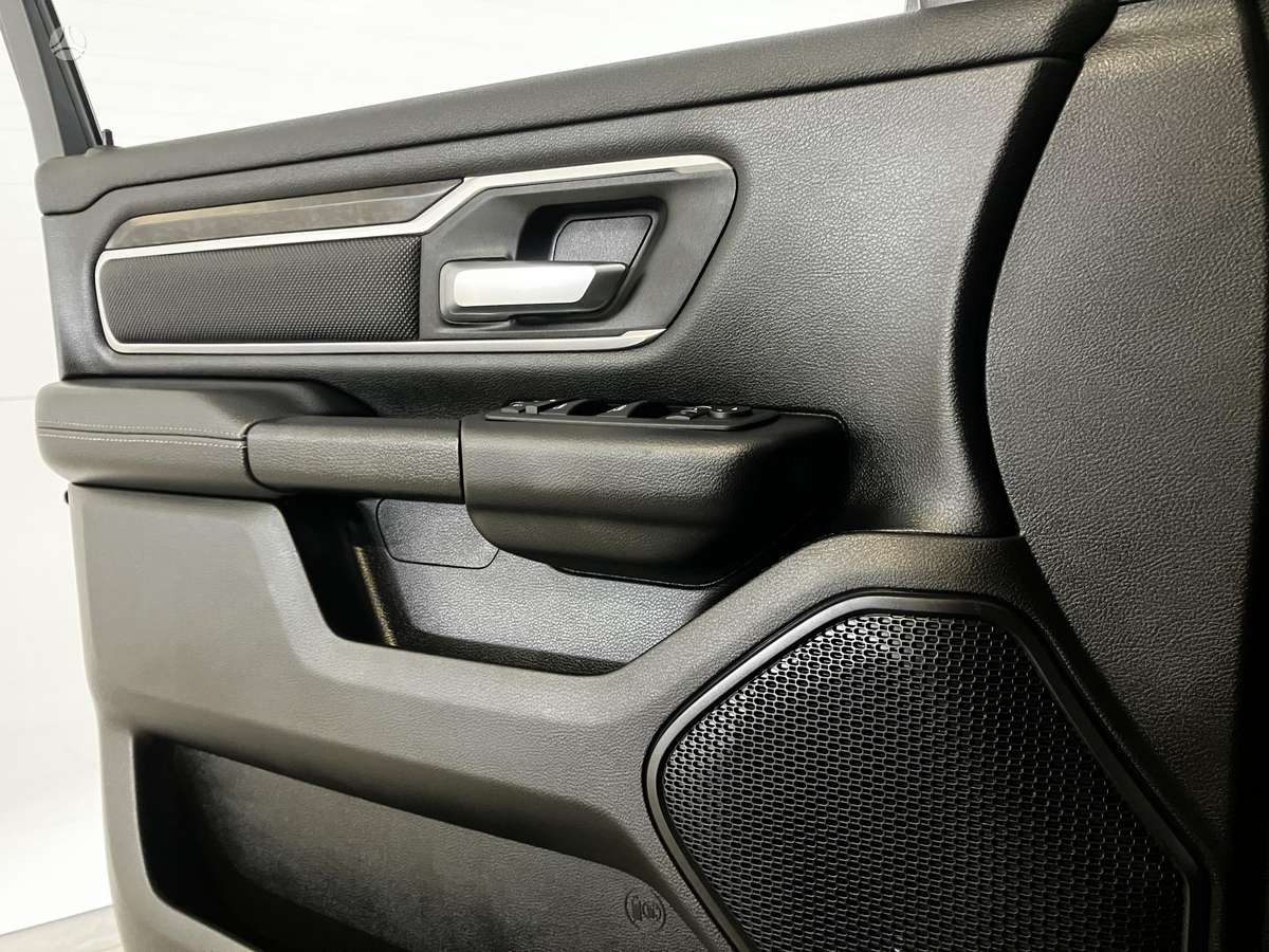 Dodge Ram, 5.7 l., Пикап