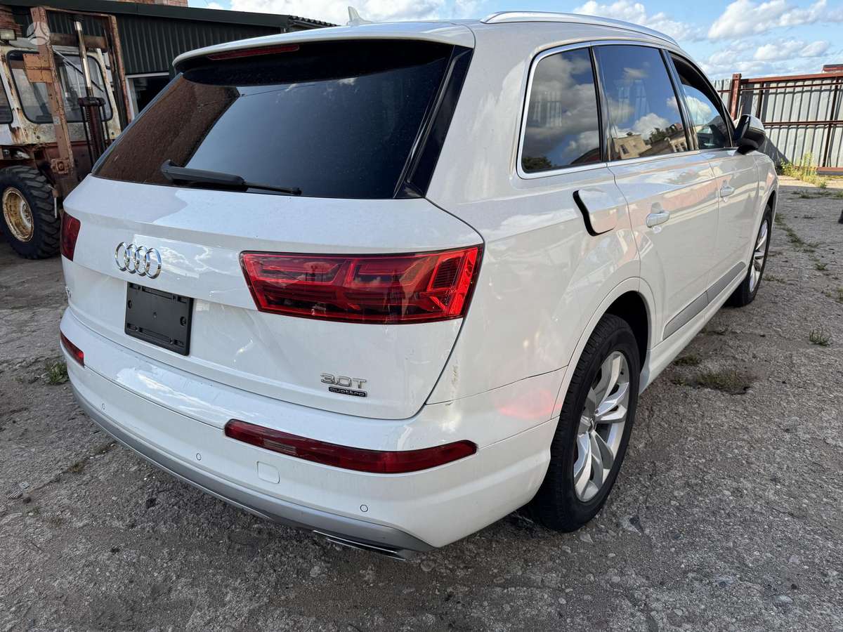Audi Q7, CREC
