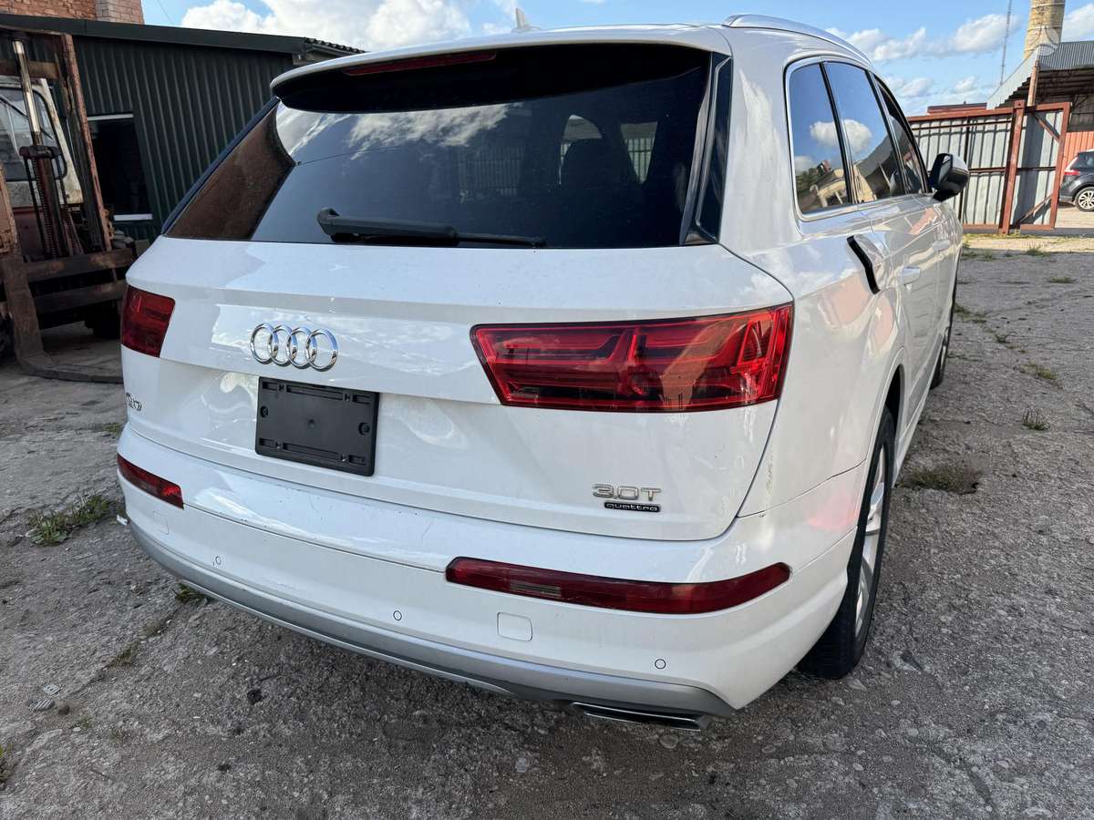 Audi Q7, CREC