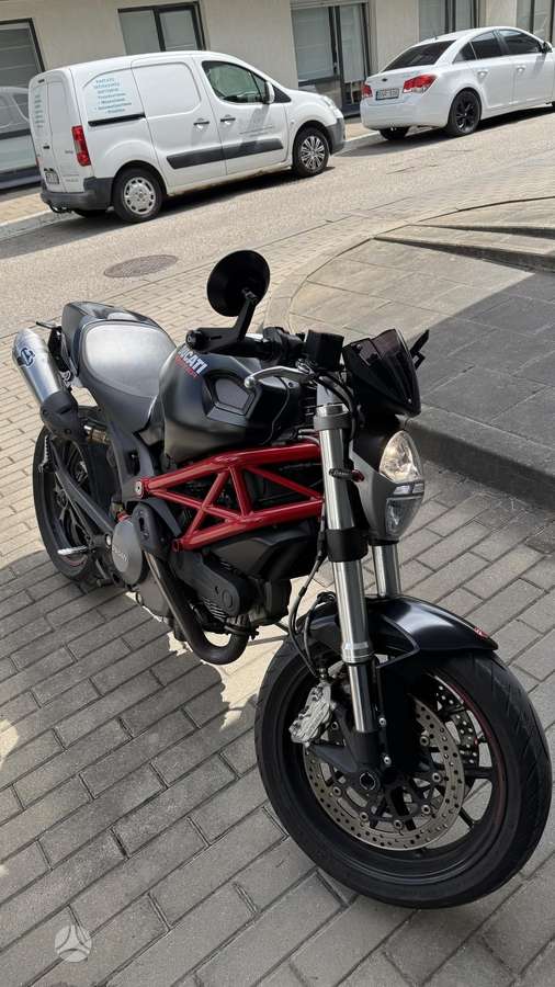 Ducati Monster 803cc, street / classic