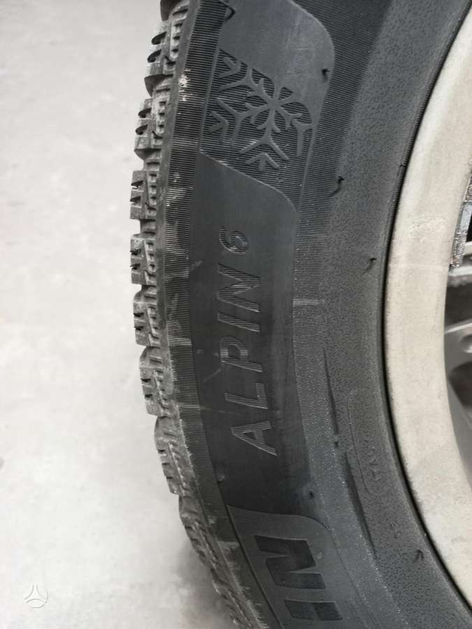 Volkswagen, light alloy, R16