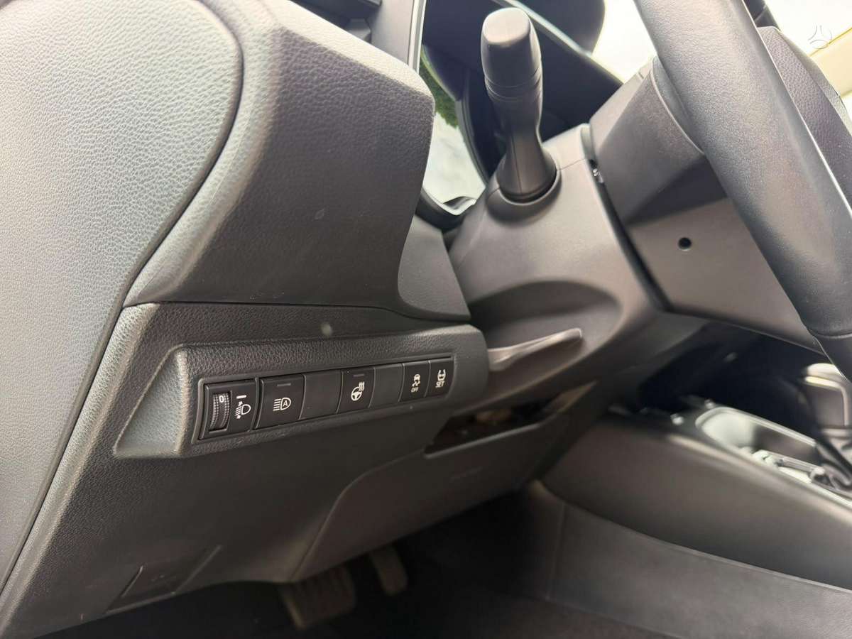 Toyota Corolla - 6
