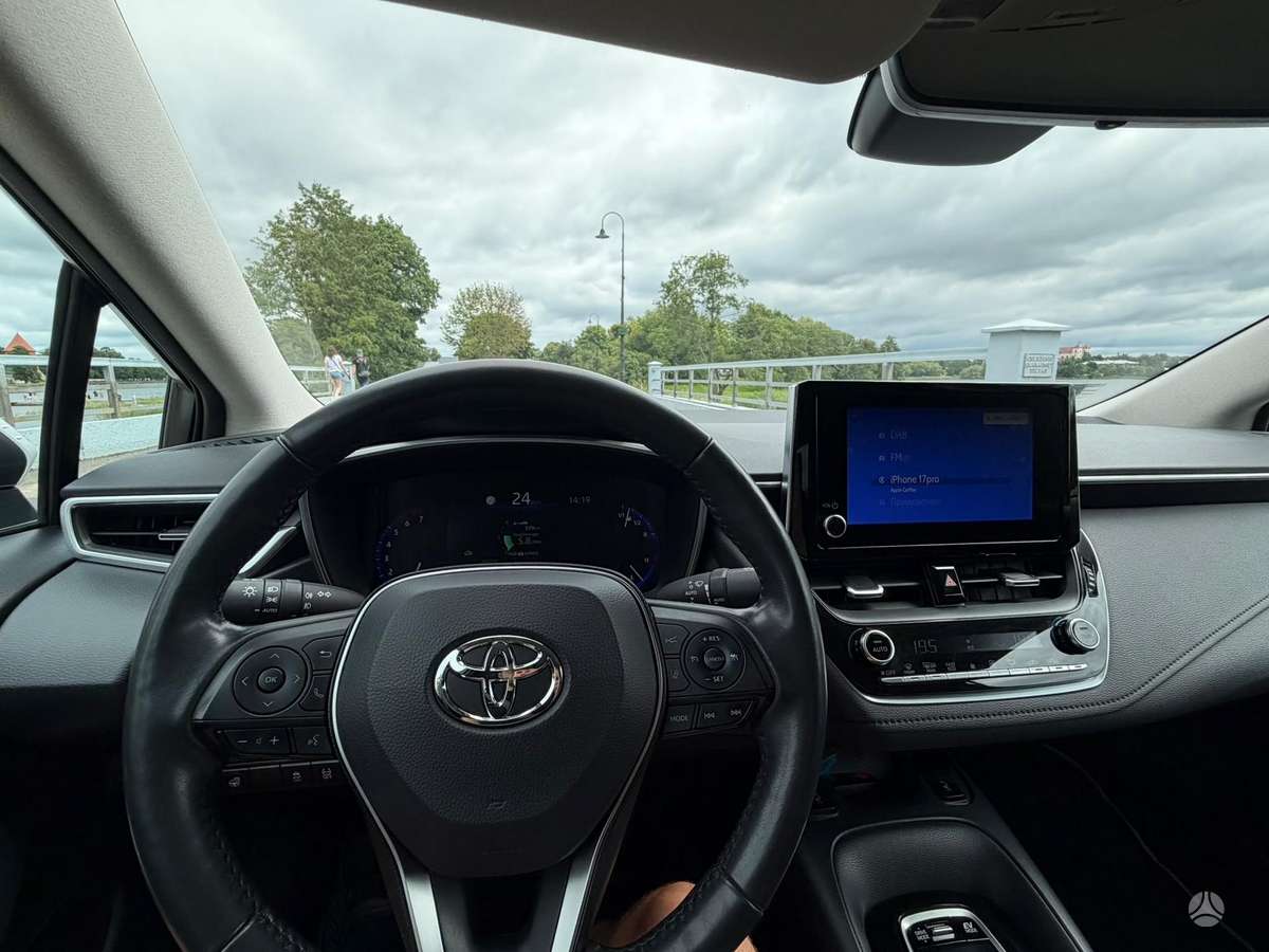 Toyota Corolla - 7