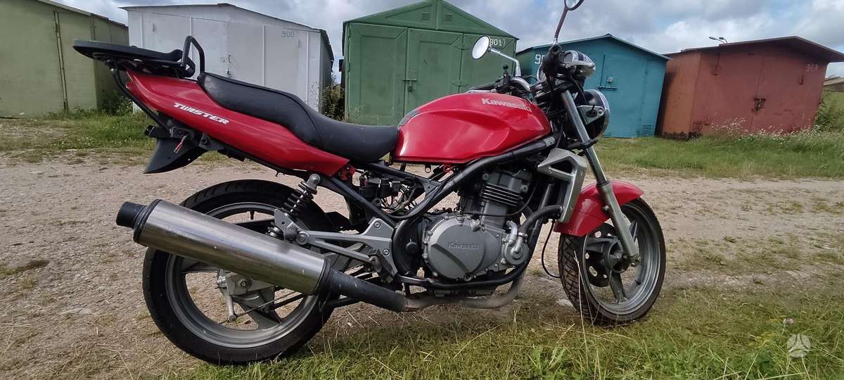 Kawasaki ER, street / classic