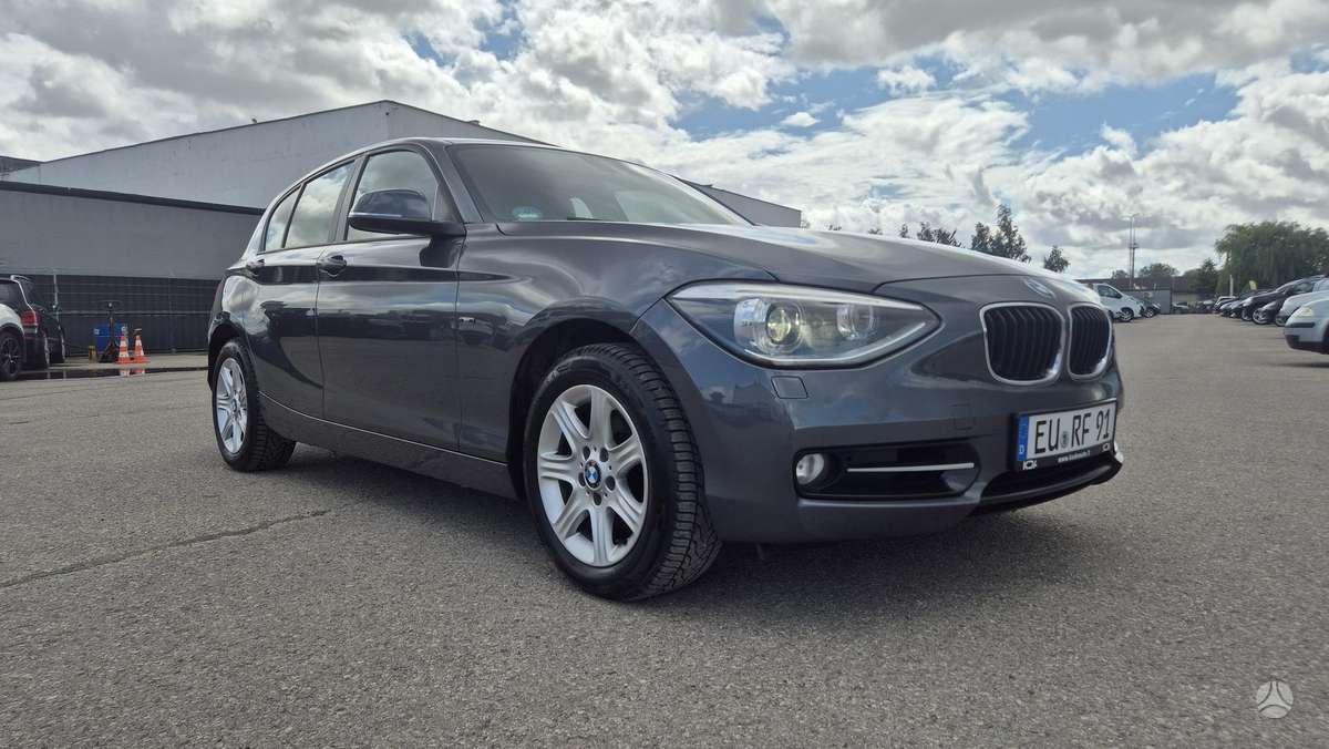 BMW 118, 1.6 l., hatchback