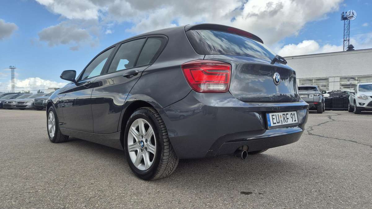 BMW 118, 1.6 l., Хэтчбек