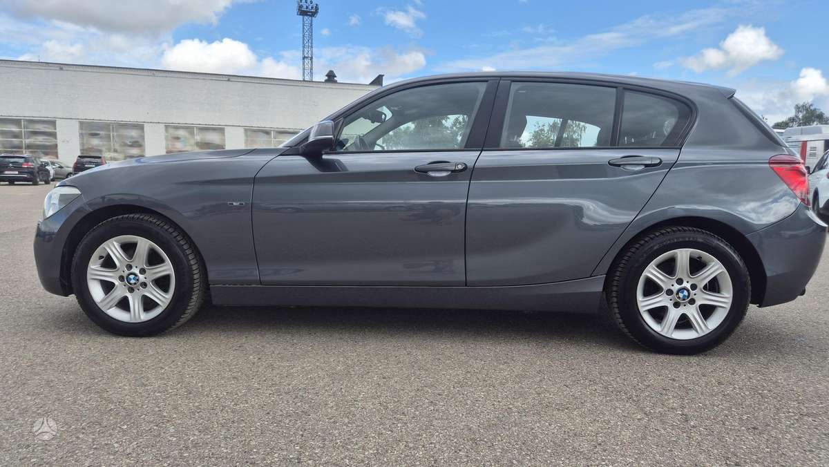 BMW 118, 1.6 l., hatchback