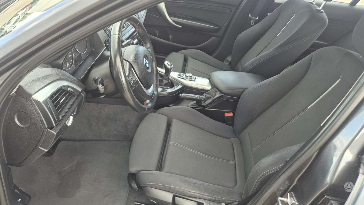 BMW 118, 1.6 l., hatchback