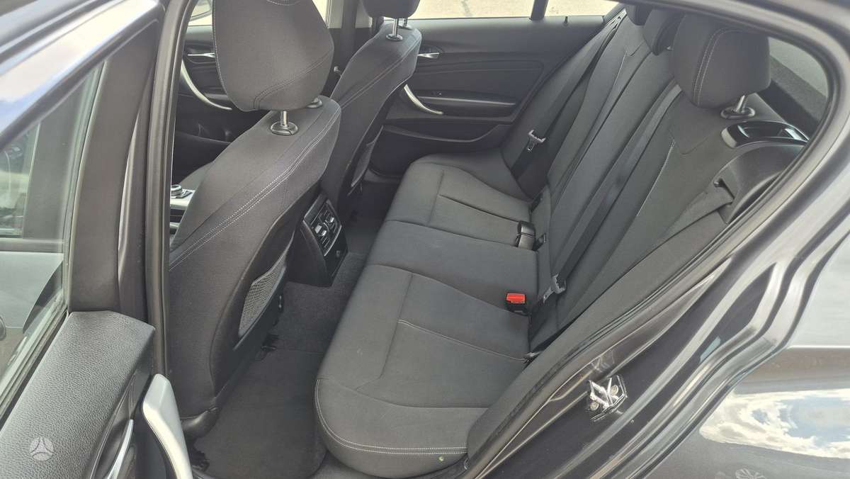 BMW 118, 1.6 l., hatchback