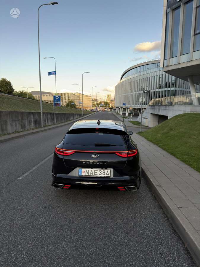 Kia ProCeed, 1.6 l., Универсал