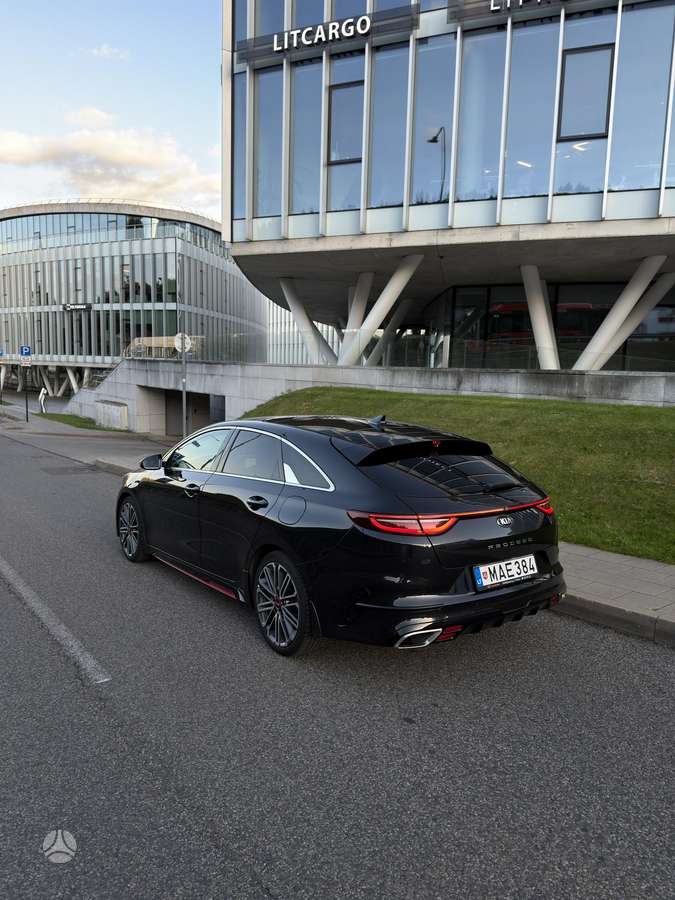 Kia ProCeed, 1.6 l., Универсал