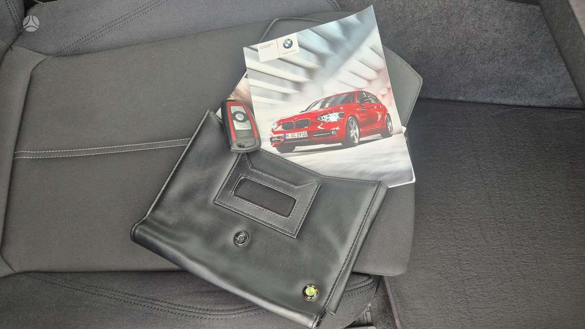 BMW 118, 1.6 l., Хэтчбек