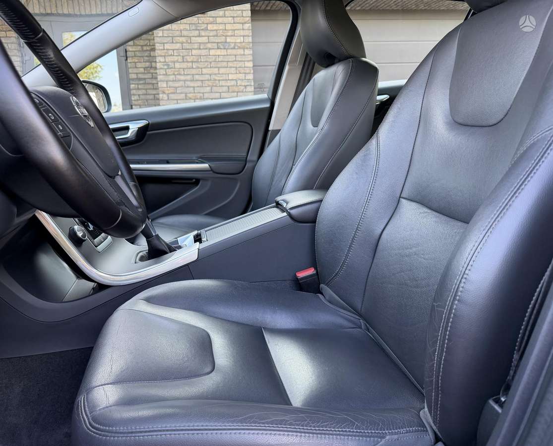 Volvo V60, 2.0 l., Универсал