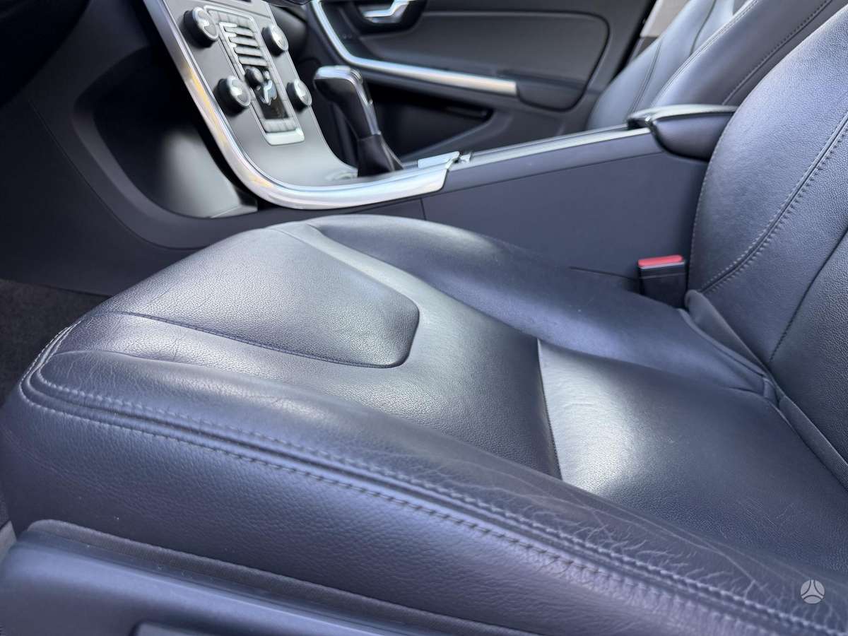Volvo V60, 2.0 l., Универсал