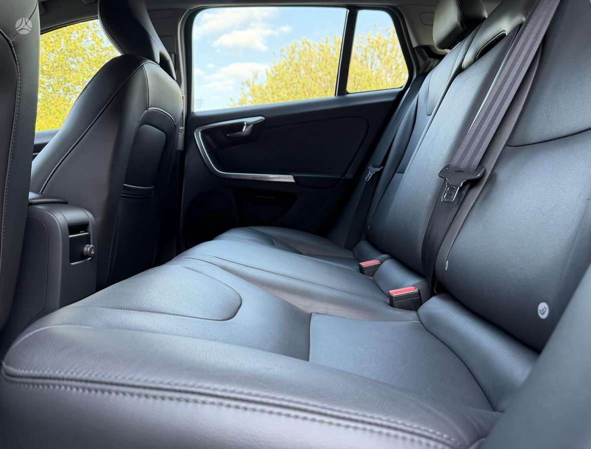 Volvo V60, 2.0 l., wagon