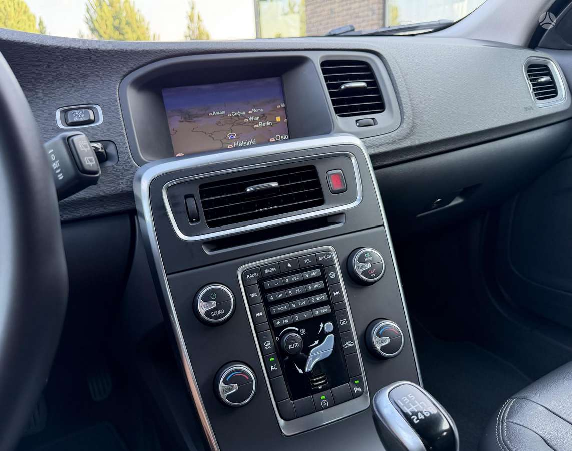 Volvo V60, 2.0 l., Универсал