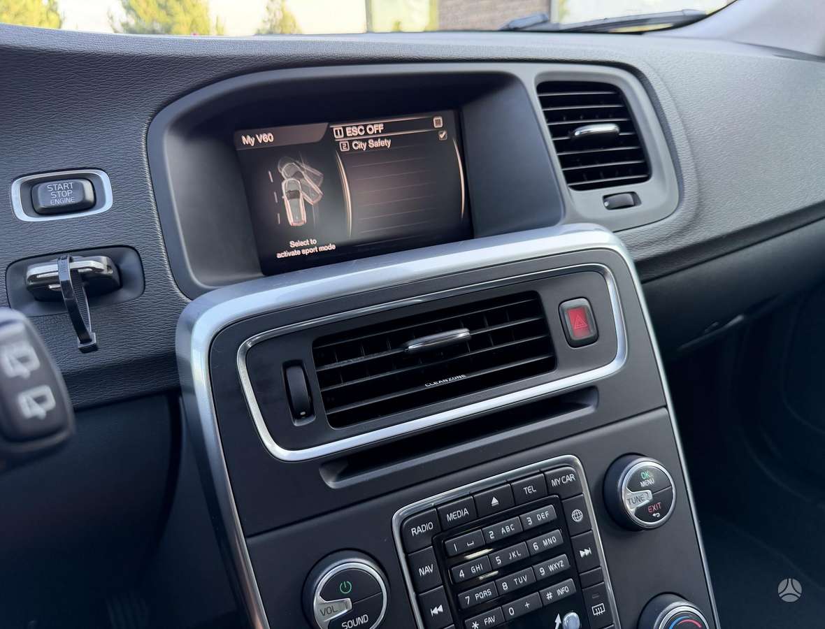Volvo V60, 2.0 l., Универсал