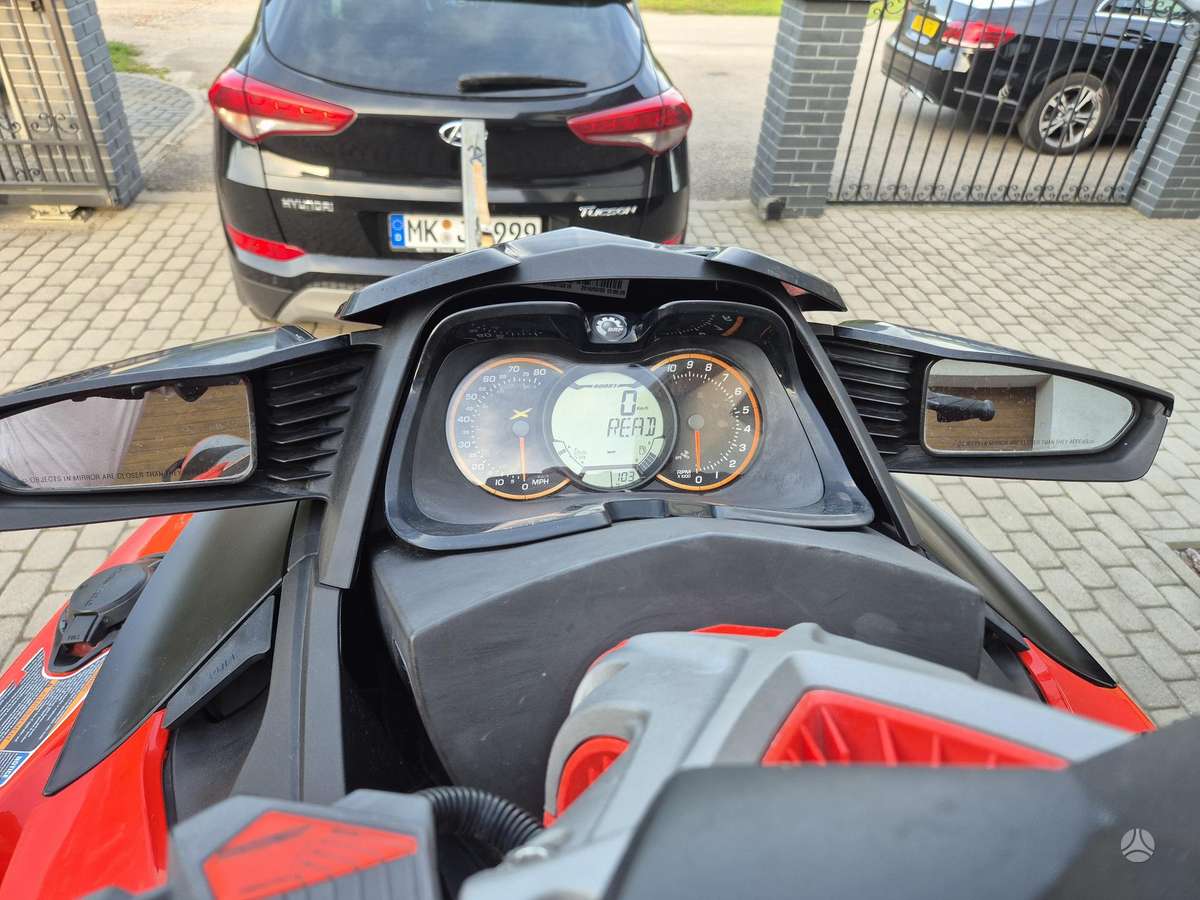 Sea-Doo RXT300, jet skis