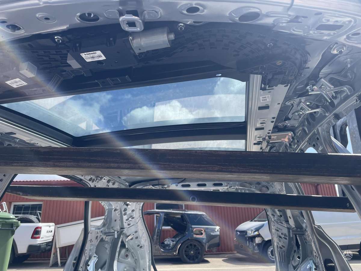 Lexus RX 450h+ детали кузова