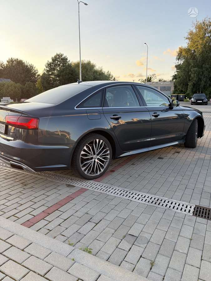 Audi A6, 2.0 l., Седан