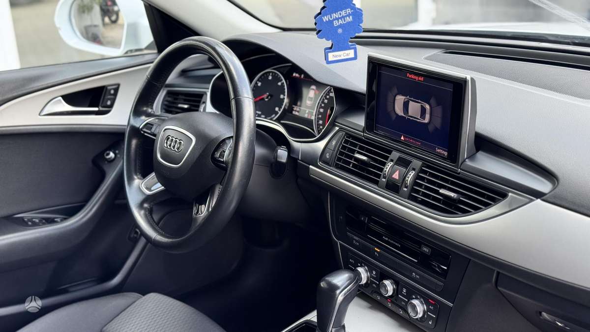 Audi A6, 2.0 l., Седан