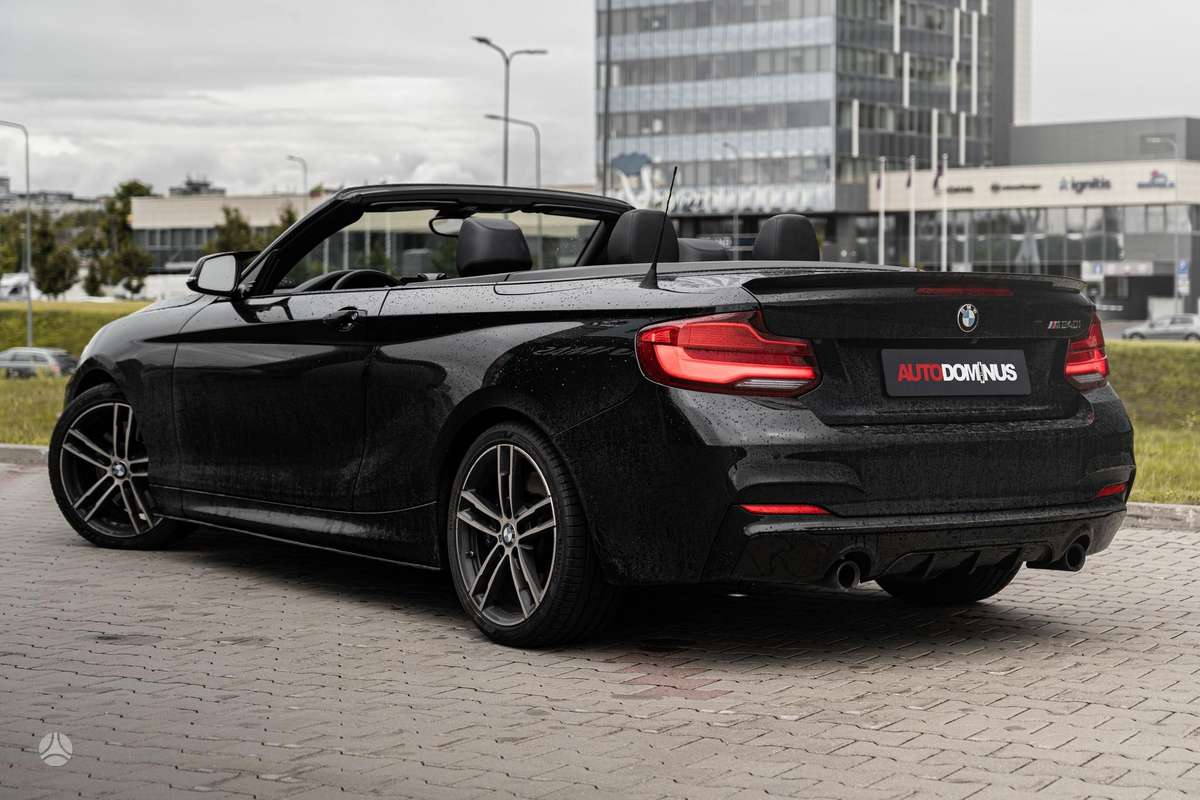 BMW M240, 3.0 l., convertible