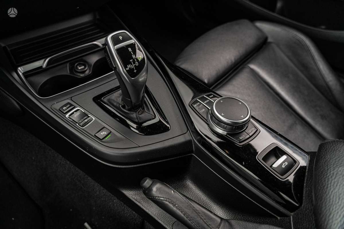 BMW M240, 3.0 l., convertible