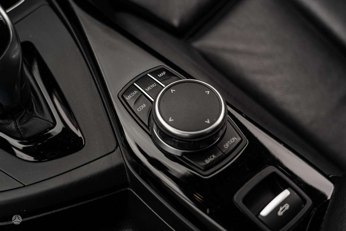 BMW M240, 3.0 l., convertible