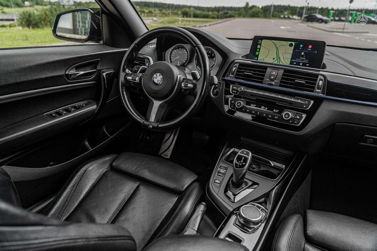BMW M240, 3.0 l., convertible