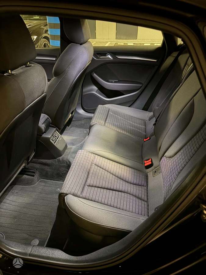 Audi A3, 1.5 l., Седан