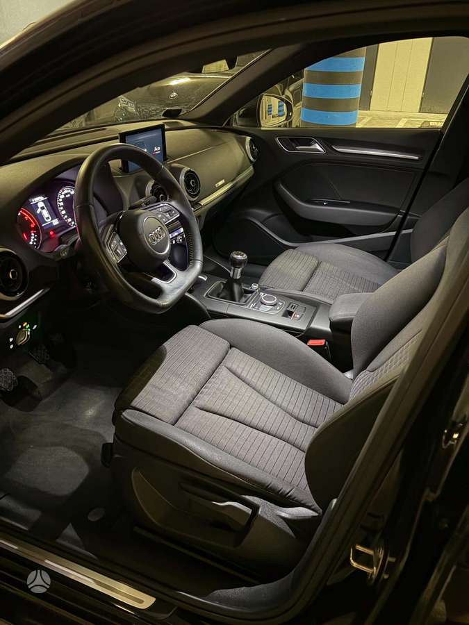 Audi A3, 1.5 l., Седан