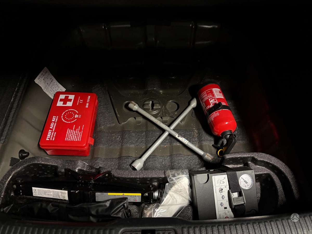 Audi A3, 1.5 l., Седан