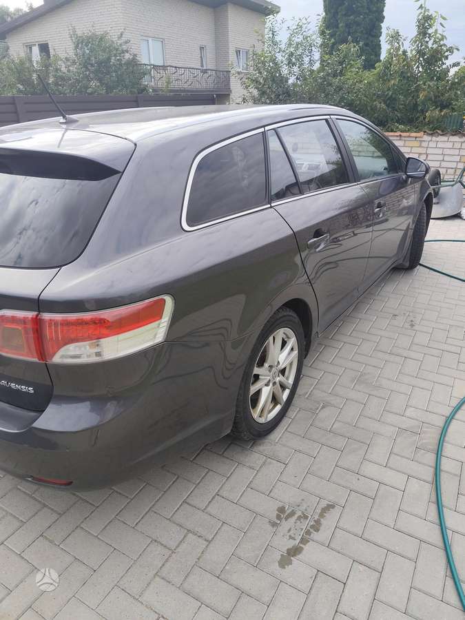 Toyota Avensis, 2.0 l., Универсал
