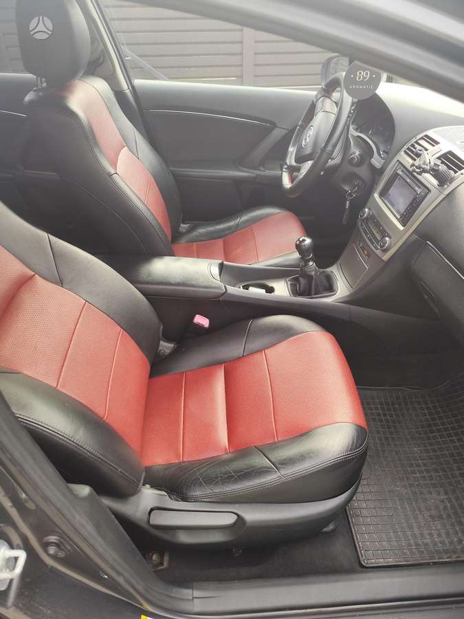 Toyota Avensis, 2.0 l., Универсал
